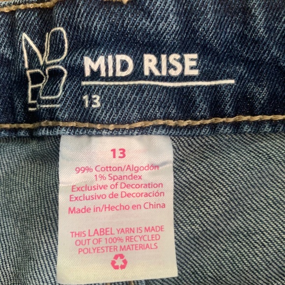 Size 13 cute shorts - Picture 2 of 2